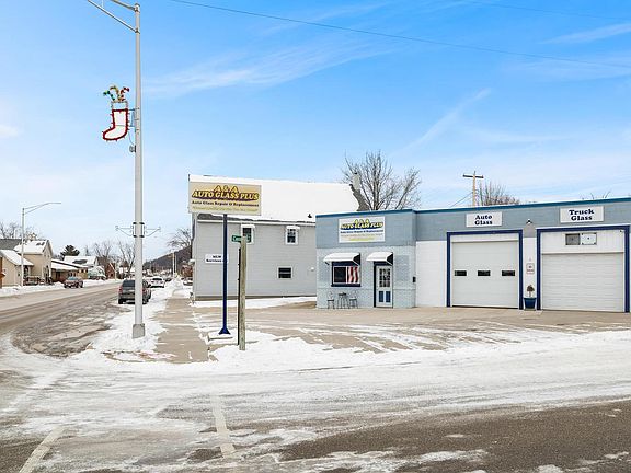 3rd image of 108 North Main STREET