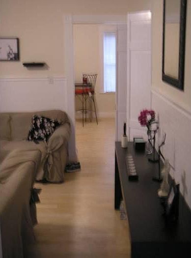 2nd image of 940 Virginia St
