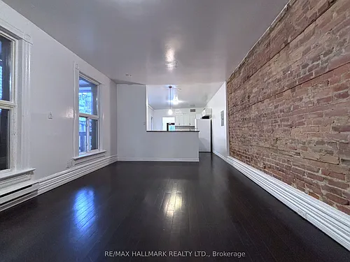 122 Baldwin St #2 Photo 1