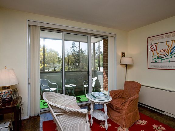 4th image of 1 Kensington Gate APT 311