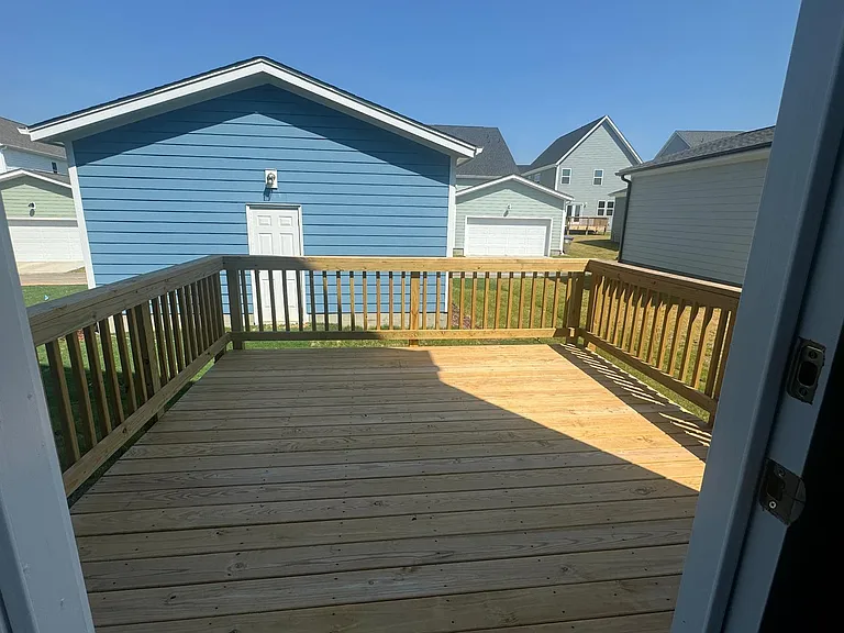 121 Broadwater Dr — Photo 19
