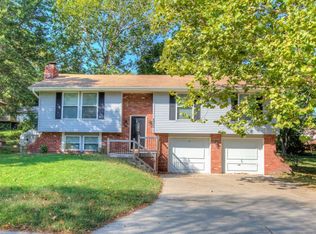 8900 N Walnut St, Kansas City, MO 64155