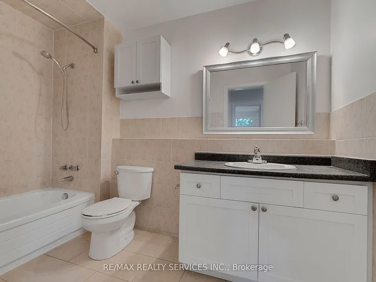 1140 Tavistock Dr #8 — Photo 15