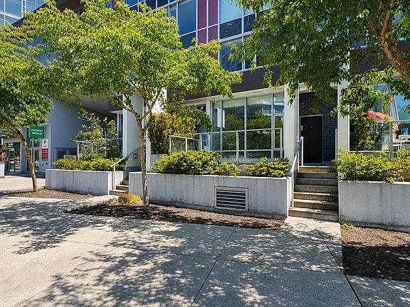 2nd image of 5688 Hollybridge Way #4