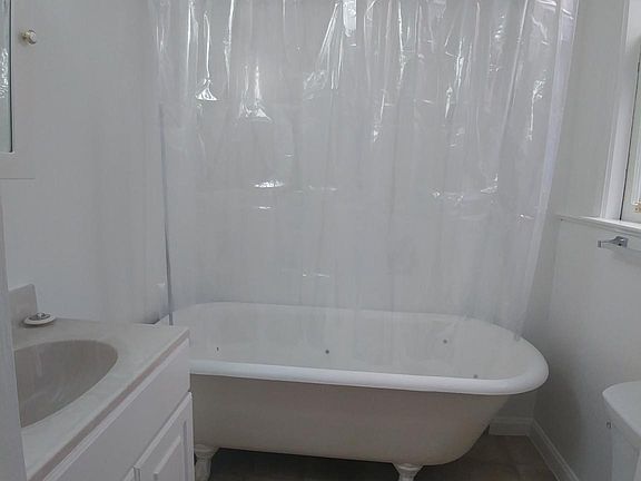 5th image of 142 McAllister St #607