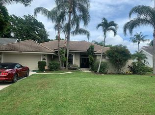 5008 Whispering Holw, Palm Beach Gardens, FL 33418