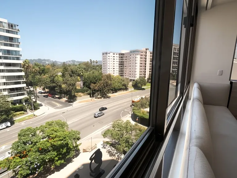 10430 Wilshire Blvd #603 — Photo 31