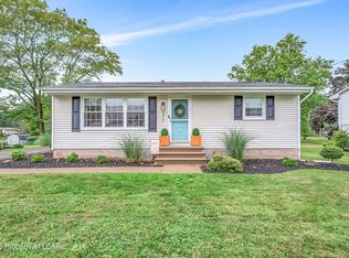 370 Harris Hill Rd, Shavertown, PA 18708