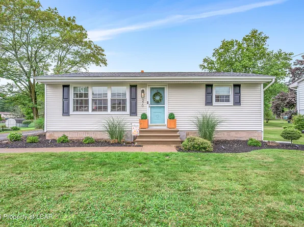 370 Harris Hill Rd, Shavertown, PA 18708