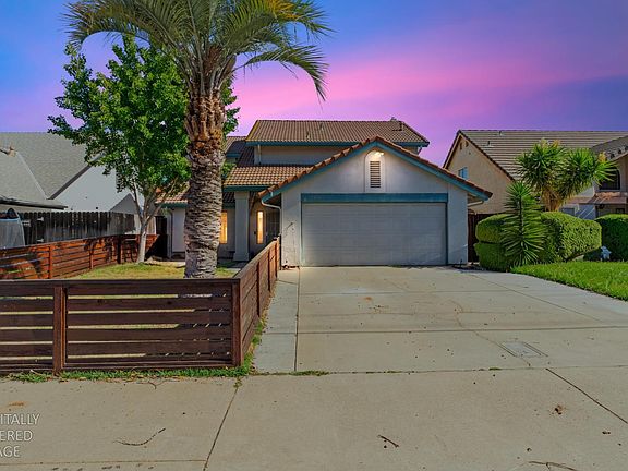 2nd image of 2501 Merle Ave