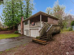1540 Puget Drive E, Port Orchard, WA 98366