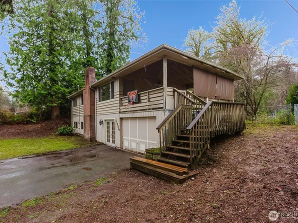 1540 Puget Drive E, Port Orchard, WA 98366