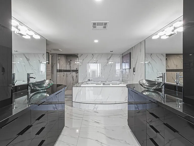 3111 Bel Air Dr #28H — Photo 63