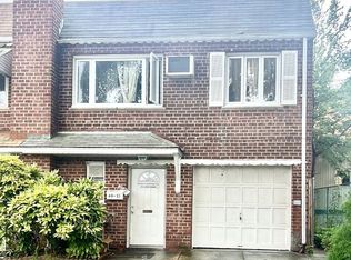 6933 169th St, Fresh Meadows, NY 11365