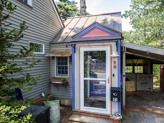 3rd image of 41 Chamberlain Avenue