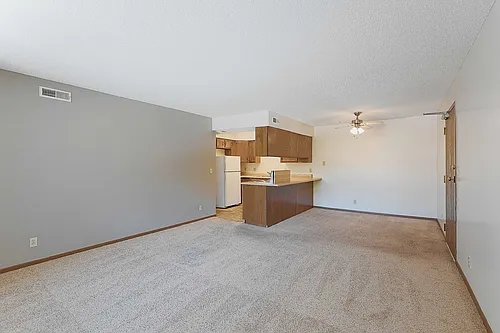 4615 Meredeth St #11 Photo 1