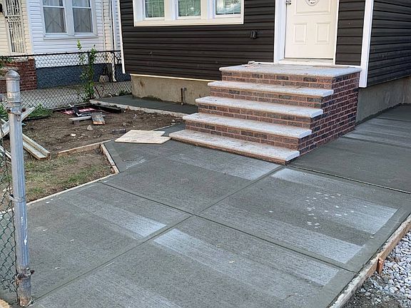 3rd image of 111-26 203rd St