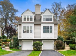 31 Roundtop Rd, Yonkers, NY 10710