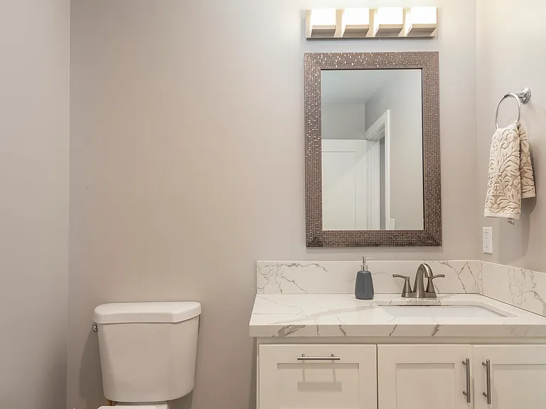 6222 Danbury Way — Photo 23