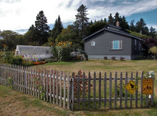 6 North St, Jonesport, ME 04649