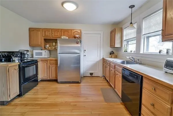 93 Slade St #93 — Photo 3