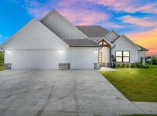 9227 N 141st East Ave, Owasso, OK 74055