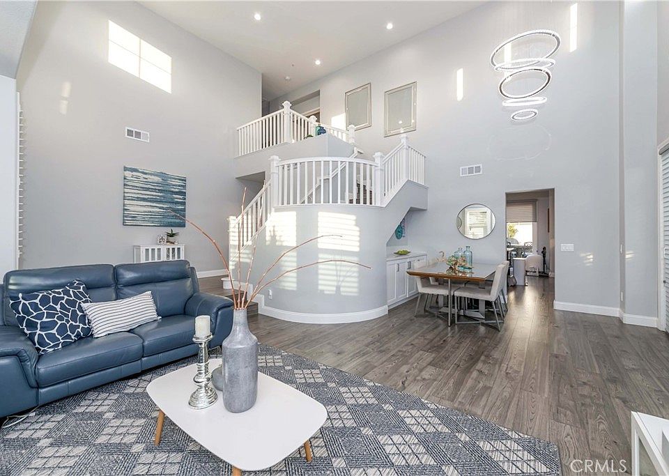1st image of 9024 Harvard Ave