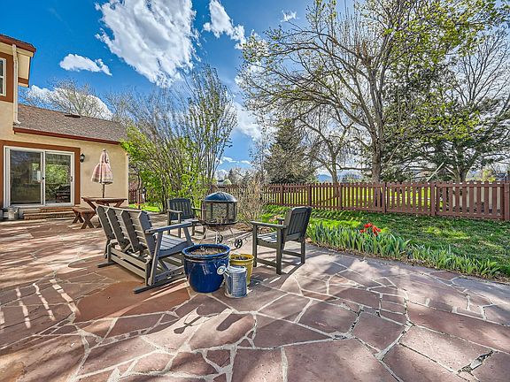 4th image of 477 Lincoln Ct