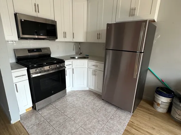 807 Barbey Street image 19 of 27