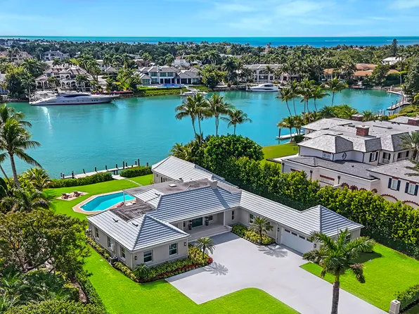 440 Kings Town Dr, Naples, FL 34102