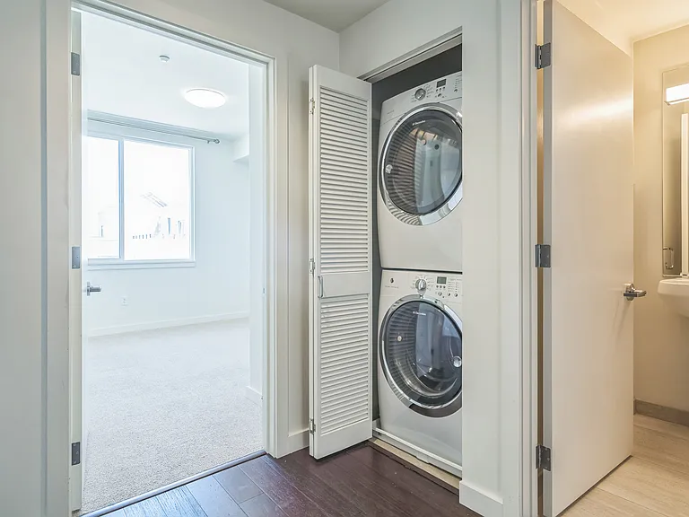 50 Jerrold Ave #305 — Photo 19