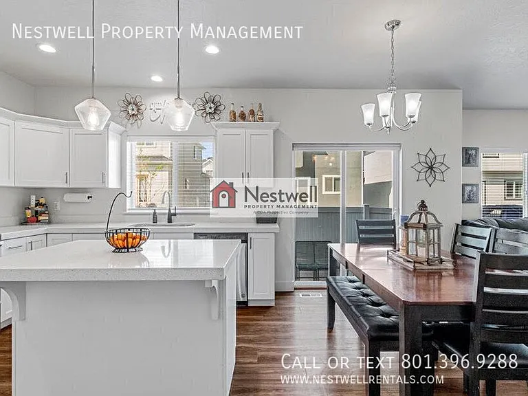 7499 N Hutch Ln — Photo 5