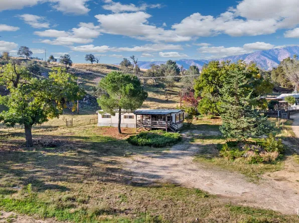 29375 Woodford Tehachapi Rd, Keene, CA 93531