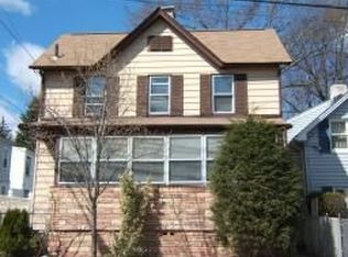583 Langdon St, Orange, NJ 07050