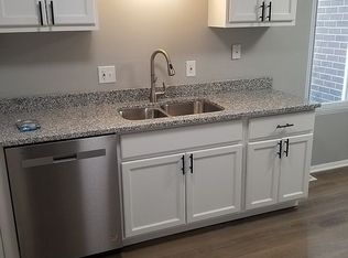 4430 Heritage Dr #C, Liverpool, NY 13090