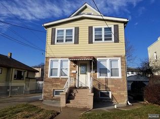 393 Westervelt Pl, Lodi, NJ 07644