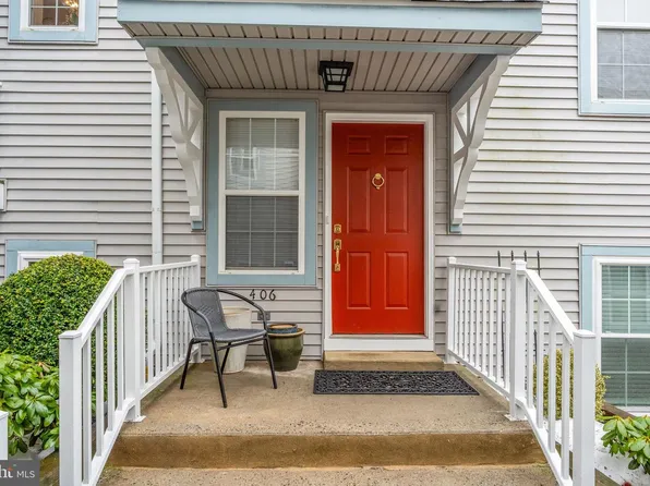 406 Sweetwater Dr, Cinnaminson, NJ 08077