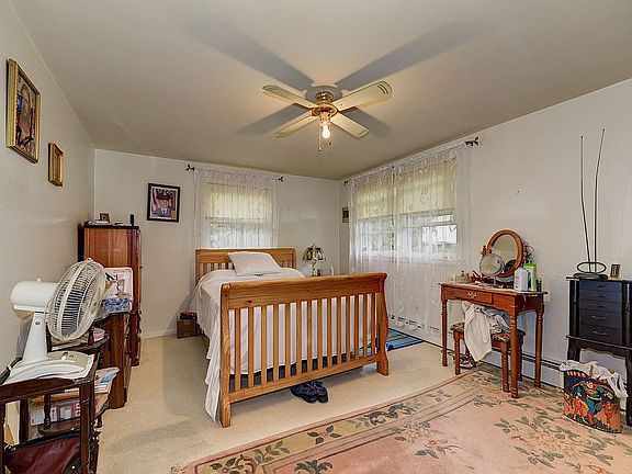 5th image of 10715 Dudley Ct