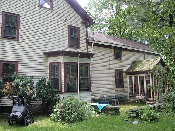 2nd image of 127 Oakdale Ave