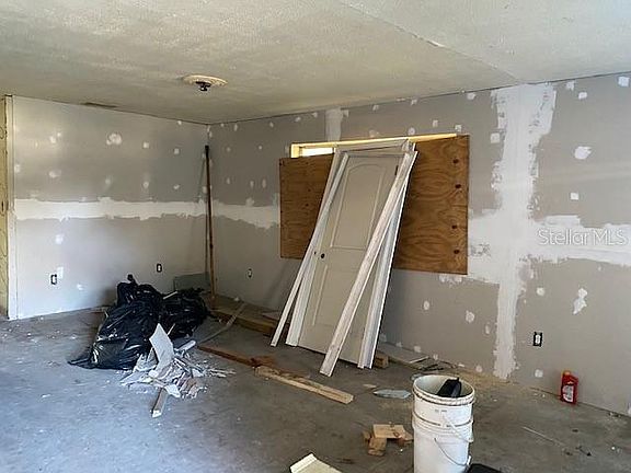 4th image of 4422 Trilby Ave