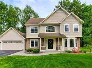 201 Ida Red Ln, Rochester, NY 14626