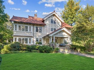 299 Pondfield Rd, Bronxville, NY 10708