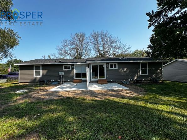 521 Cedar Dr N