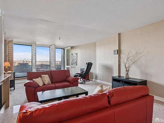 5th image of 2295 Vallejo St APT 312