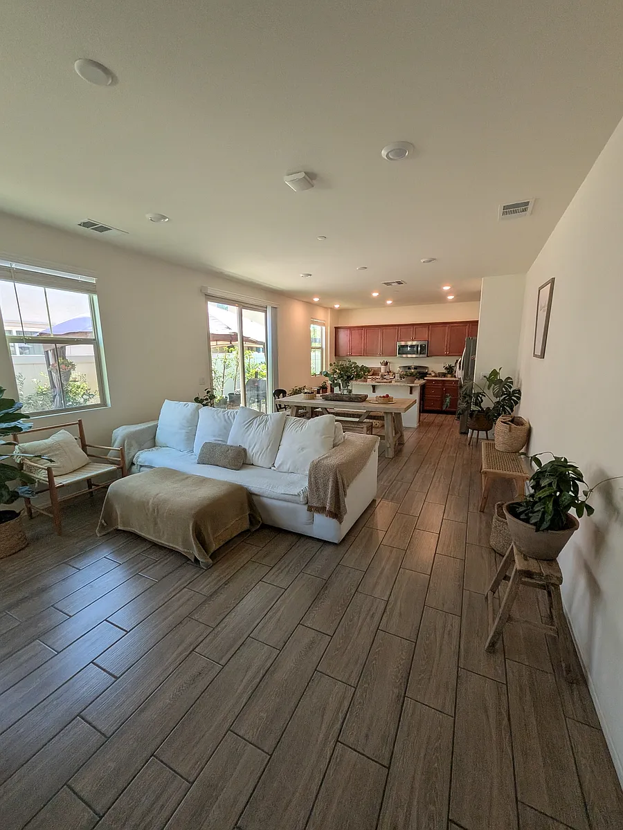 Building Photo - 30401 Village Terrace Dr