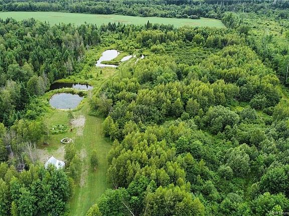 4th image of 245 Hunter Rd