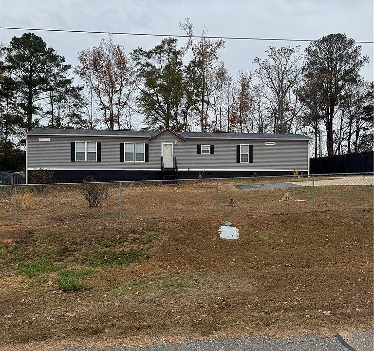 1st image of 105 Lee Road 632
