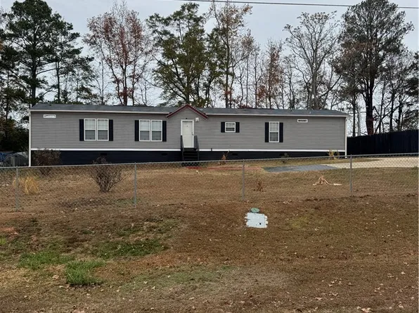 105 Lee Road 632, Opelika, AL 36804