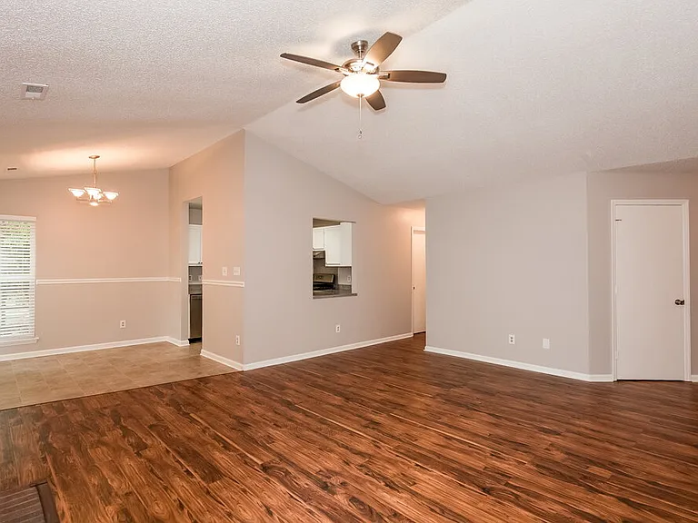 9007 Oren Thompson Rd — Photo 4