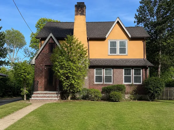 325 Bogert Ave, Ridgewood, NJ 07450